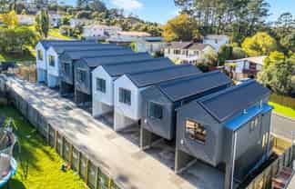 35 Glenbervie Crescent, Massey
