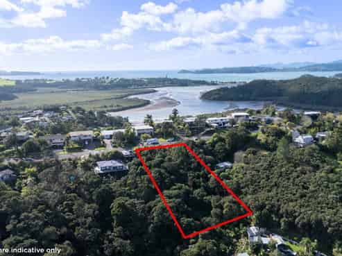 35 Goffe Drive, Haruru, Paihia