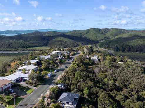 35 Goffe Drive, Haruru, Paihia
