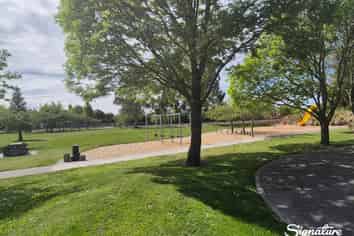  Darfield, Darfield