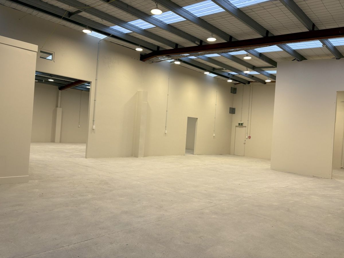 Freshly Renovated - Ready to Occupy - Ansicht 6