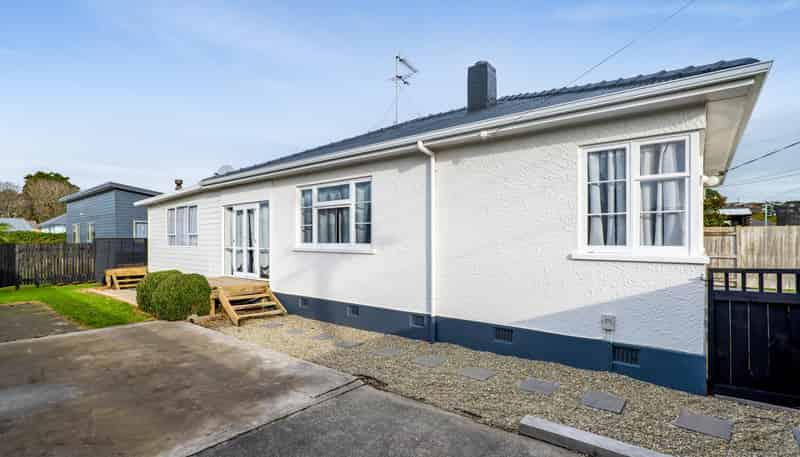 15A Queens Road, Glen Avon