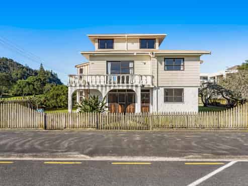 1006 Port Road, Whangamata