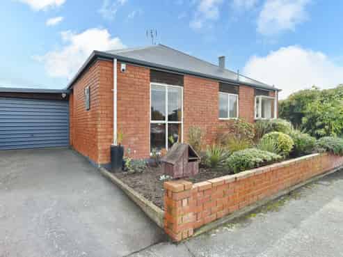 1 Leander Street, Northcote