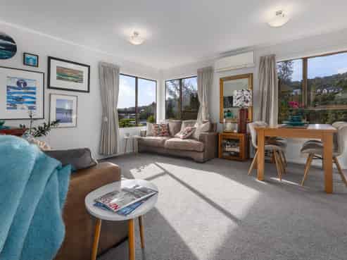 39C Kinloch Place, Papakowhai