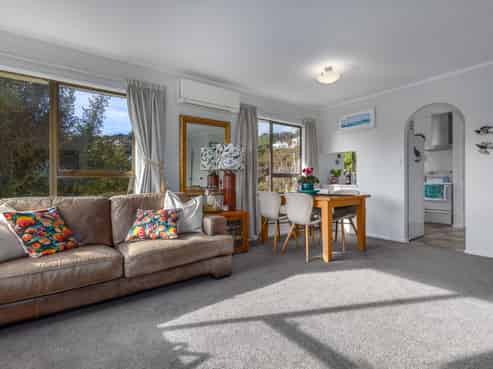 39C Kinloch Place, Papakowhai