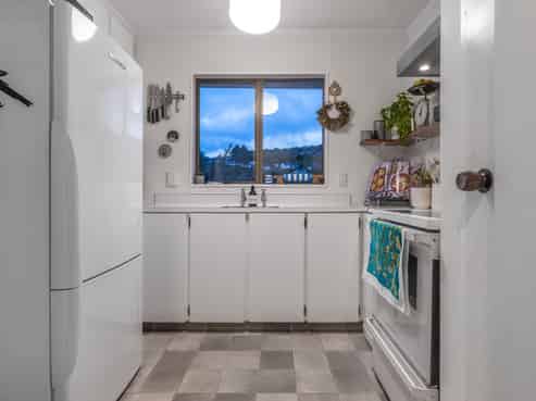 39C Kinloch Place, Papakowhai
