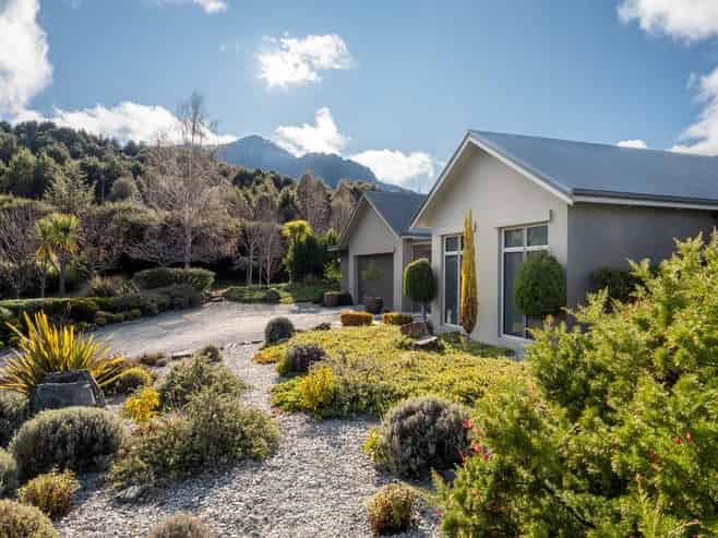 6 Bracken Track, Closeburn