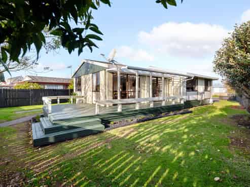 38 Garland Drive, Saint Andrews