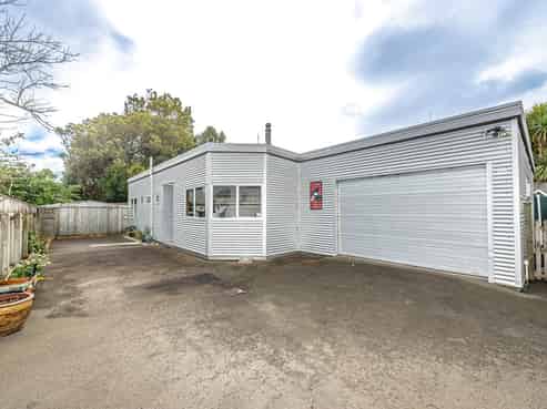 32B Kings Avenue, Gonville