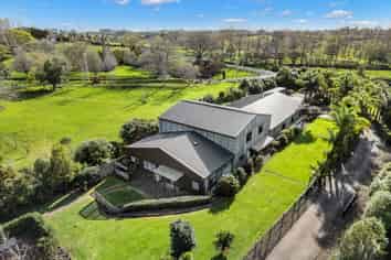 826 Runciman Road, Ramarama