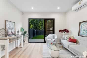 17 Don Oliver Lane, Glen Eden