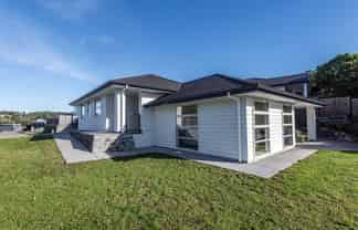 5 Myrtle Lane, Kamo