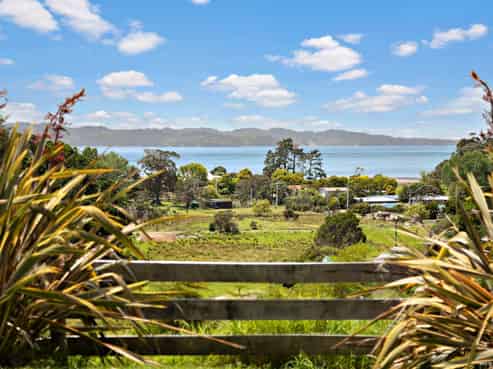 237 Orua Bay Road, Manukau Heads