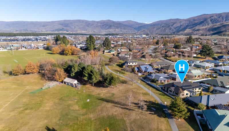 37 Cairnmuir Crescent, Cromwell