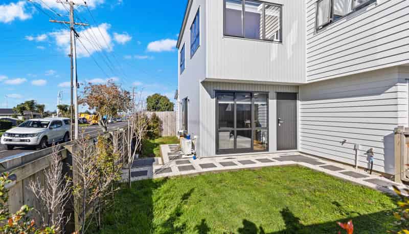 1/65 Friedlander Place, Manurewa