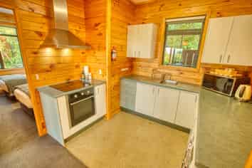 13b & 13c Glen Road, Barrytown