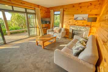 13b & 13c Glen Road, Barrytown
