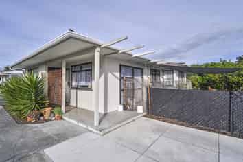 1/1017 Tomoana Road, Mahora