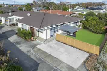 1/1017 Tomoana Road, Mahora