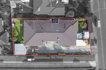 2/1017 Tomoana Road, Mahora
