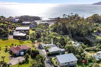 54 Powells Road, Cable Bay