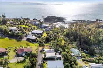 54 Powells Road, Cable Bay