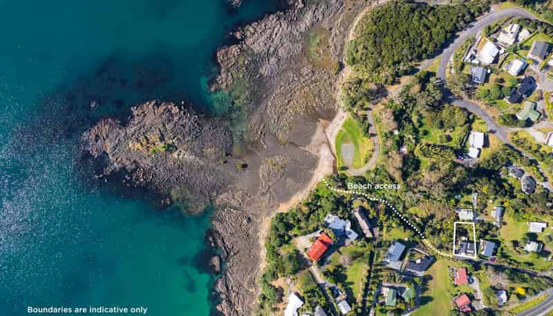 54 Powells Road, Cable Bay