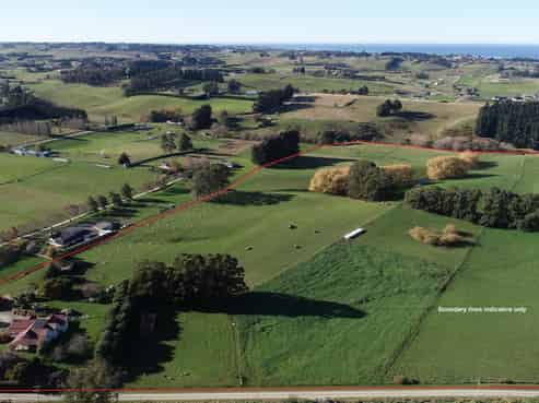 2 Essex Street, Weston