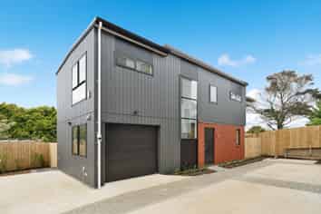 7F Hilton Place, Waiotaiki Bay