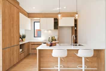 7F Hilton Place, Waiotaiki Bay