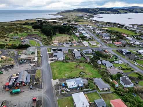 289 Foyle Street, Bluff