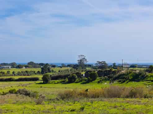 Lot 1/2303 South Road, Okato