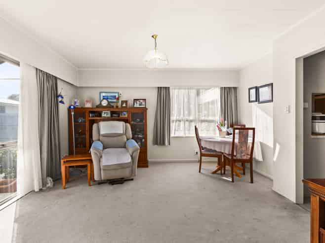 1/228 Kennedy Road, Onekawa