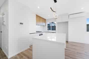 4B Woven Place, Drury