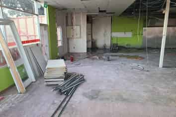 BURSWOOD PRIME CORNER LOCATION
