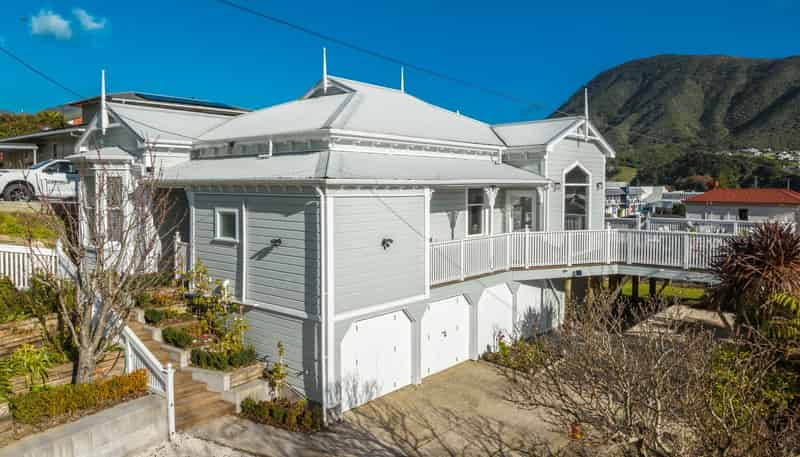 5 Taranaki Street, Picton