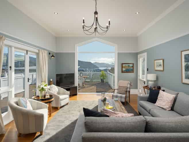 5 Taranaki Street, Picton