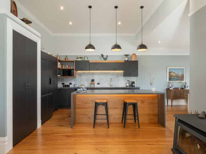5 Taranaki Street, Picton