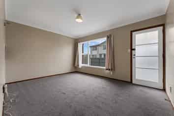 2/19 Motatau Road, Papatoetoe