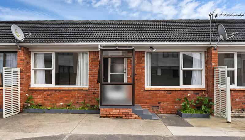 2/19 Motatau Road, Papatoetoe
