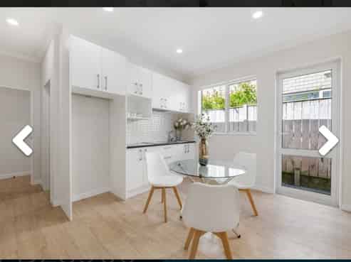 23a Springside Drive, Flat Bush