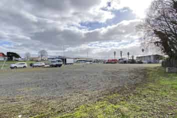 3,985SQM Level Drury Yard For Lease