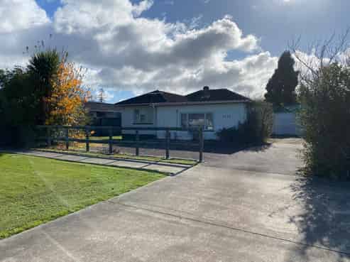 1437 Hinemoa Street, Rotorua