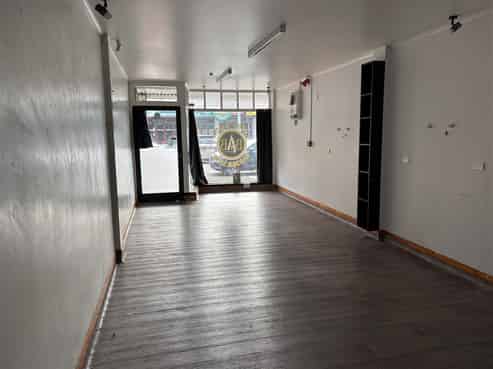 Cute and Convenient in Frankton