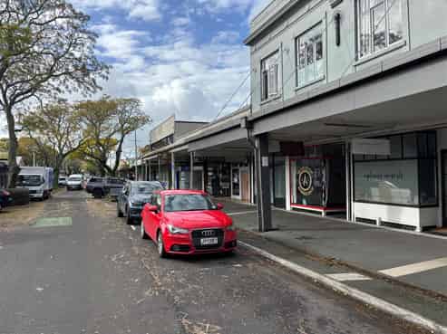 Cute and Convenient in Frankton