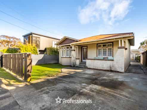 87 Penrose Street, Woburn