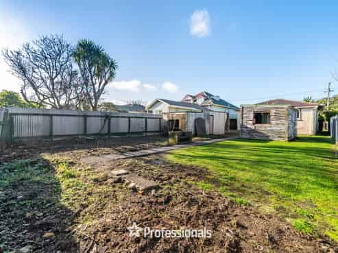 87 Penrose Street, Woburn