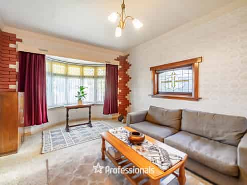 87 Penrose Street, Woburn