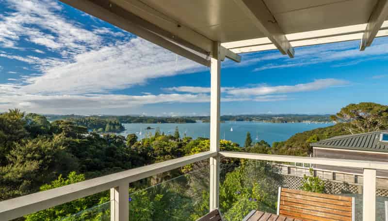 8 Titore Way, Russell